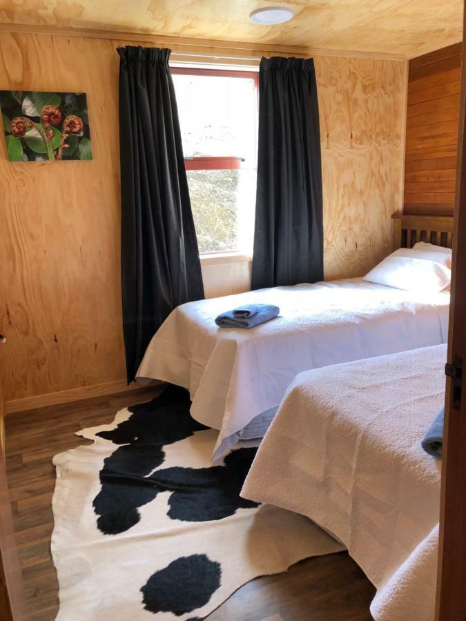 Mount Cook Station Shearers Quarters Lodge เลคเทคาโป ภายนอก รูปภาพ